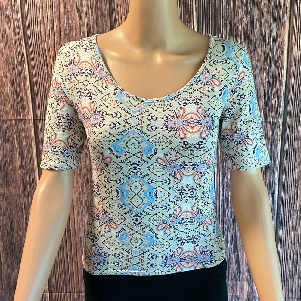 About A Girl Los Angeles size medium pastel colored paisley print bodycon - Picture 2 of 16